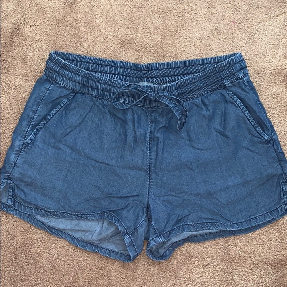 Women’s Aerie Soft Faux Denim Looking Shorts